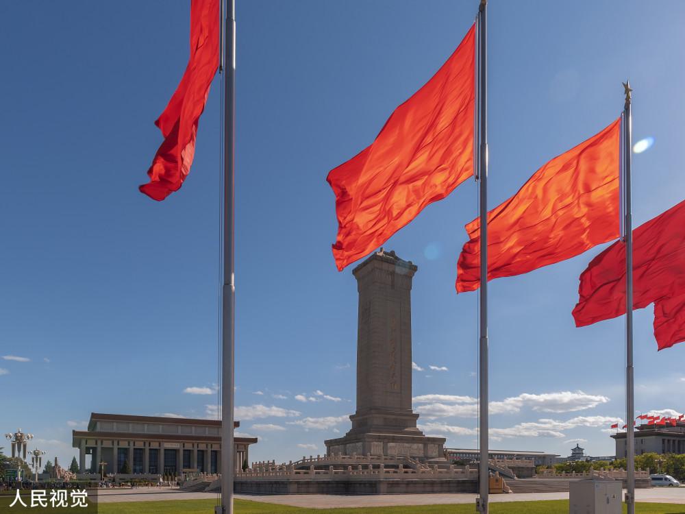 为什么很多人选择榕树下游戏画面